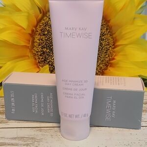 Mary Kay Timewise Age Minimize 3D Day Cream - Pink